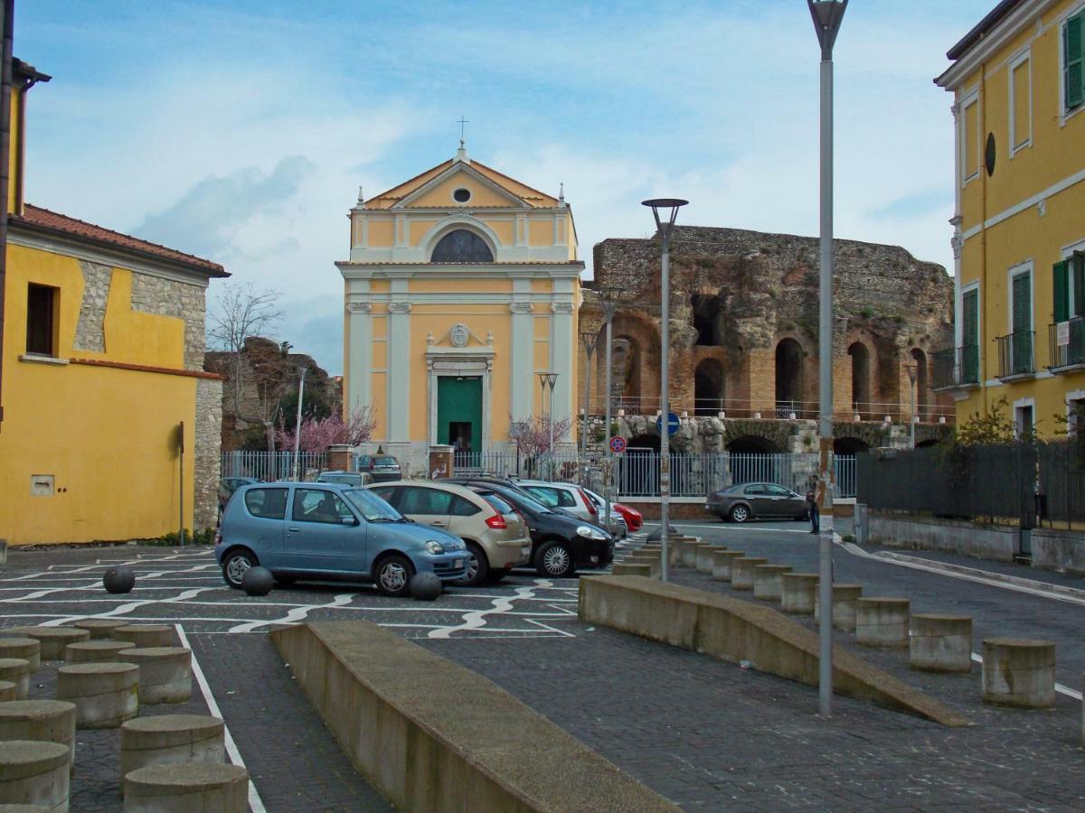 Janara - Teatro Romano Беневенто Екстер'єр фото